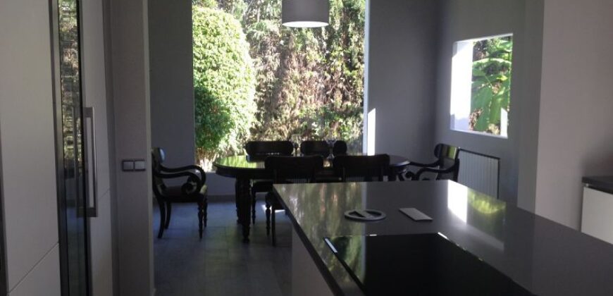 Villa for sale in Guadalmina Baja