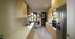 Apartment for sale in Estepona