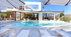 Avant-garde style Villa in Nueva Andalucia