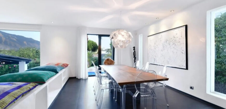 Modern 5 bedroom Villa in Nueva Andalucia