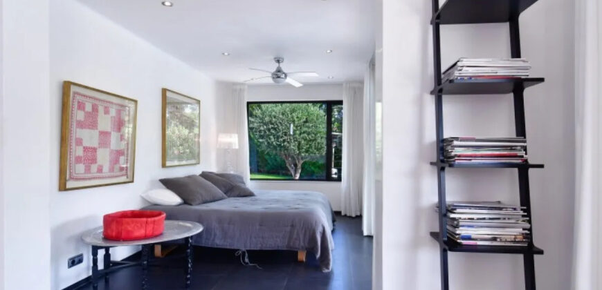 Modern 5 bedroom Villa in Nueva Andalucia