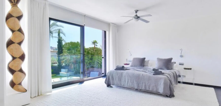 Modern 5 bedroom Villa in Nueva Andalucia
