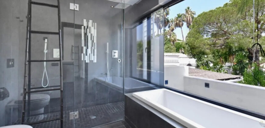 Modern 5 bedroom Villa in Nueva Andalucia