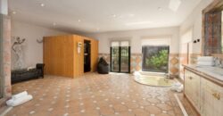 Stunning 12 bedroom mansion in private development of Vega Colorado, La Quinta