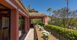Stunning 12 bedroom mansion in private development of Vega Colorado, La Quinta