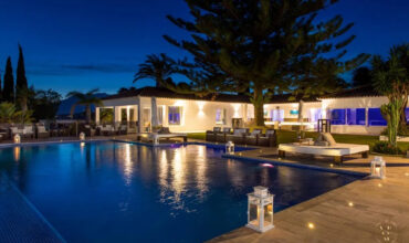 Luxury 8 bedroom Villa in Elviria