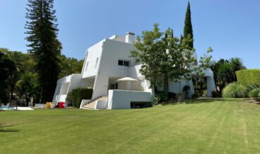 Spacious Front Line Golf Villa