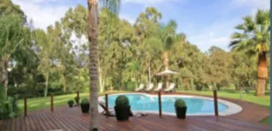 Stunning 6 bedroom villa front line golf Los Naranjos