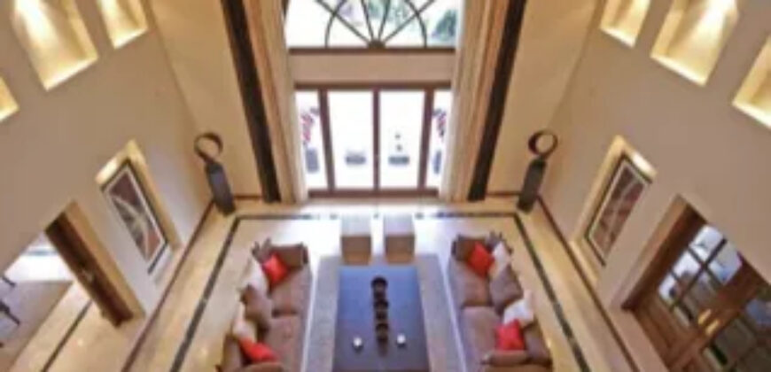 Stunning 6 bedroom villa front line golf Los Naranjos