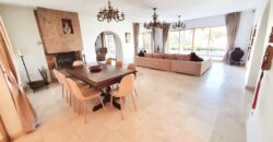 Charming large 4 bedroom villa in Las Brisas with panoramic views of La Concha