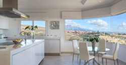 Spacious 8 bedroom villa with panoramic spectacular views of the Mediterranean