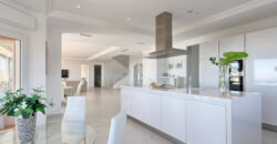 Spacious 8 bedroom villa with panoramic spectacular views of the Mediterranean