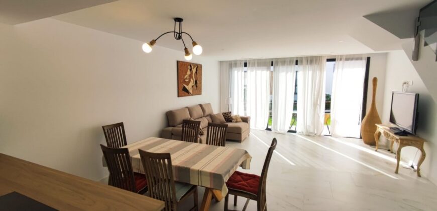 New and Modern townhouse in Martin Villaga available now for holiday rentals!