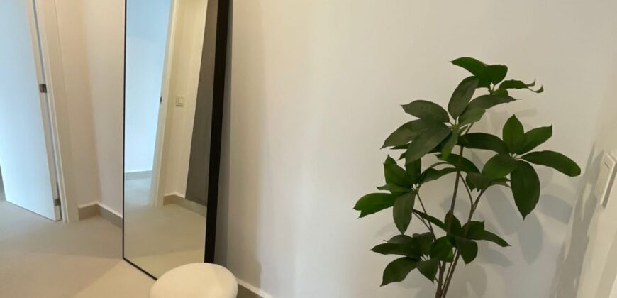 Welcome to our luxurious rental property located a short walk from Puerto Banus