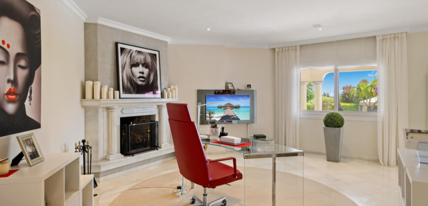 Newly renovated villa with contemporary Andalusian style in La Cerquilla