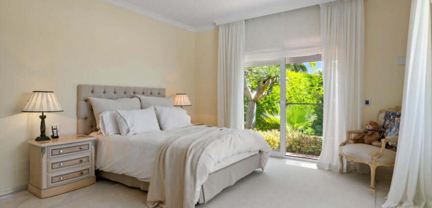 Newly renovated villa with contemporary Andalusian style in La Cerquilla