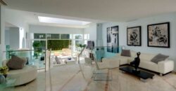 5bed Villa La Quinta, overlooking La Concha, Puerto Banus, the Mediterranean and the African coastline.