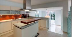 5bed Villa La Quinta, overlooking La Concha, Puerto Banus, the Mediterranean and the African coastline.