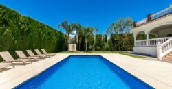 Beautiful villa situated in one of Marbella’s most prestigious urbanisations, walking distance to the beach