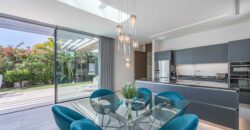 Sophisticated Luxury on Marbella’s Golden Mile: A Contemporary Masterpiece in Casablanca