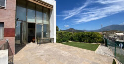 Modern 3 bedrooms towhnouse in Marbella View for long term