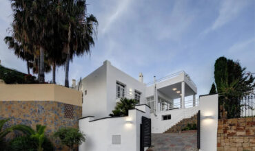 Beautiful fully renovated 5 bedroom villa in La Quinta