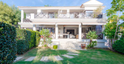 Exquisite 5-Bedroom Villa: Modern Luxury in Nueva Andalucía’s Gated Haven