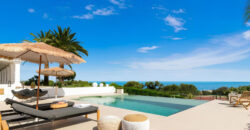 Recently Renovated Villa in Estepona’s Scenic Landscape