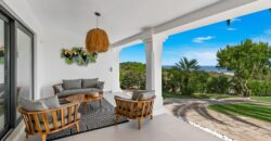 Recently Renovated Villa in Estepona’s Scenic Landscape