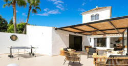 Recently Renovated Villa in Estepona’s Scenic Landscape