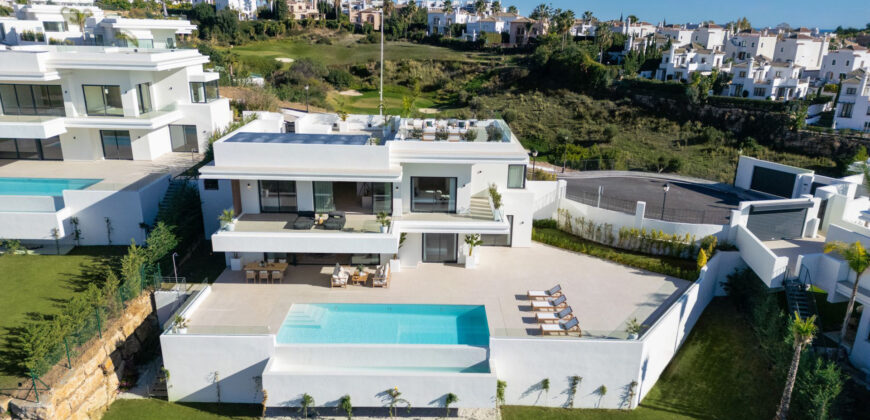 Luxury Living in La Resina Golf