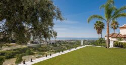 Fully Renovated 5-Bedroom Villa with Spectacular Views in Monte Halcones