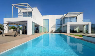 Modern Luxury with Eco-Friendly Elegance