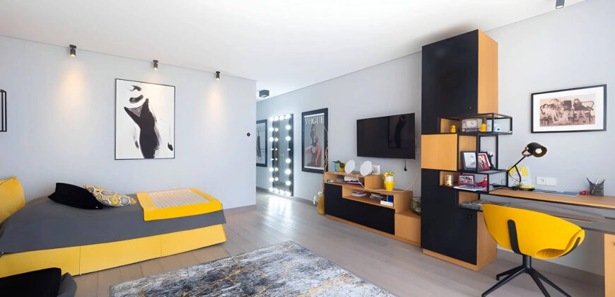 Modern Luxury with Eco-Friendly Elegance