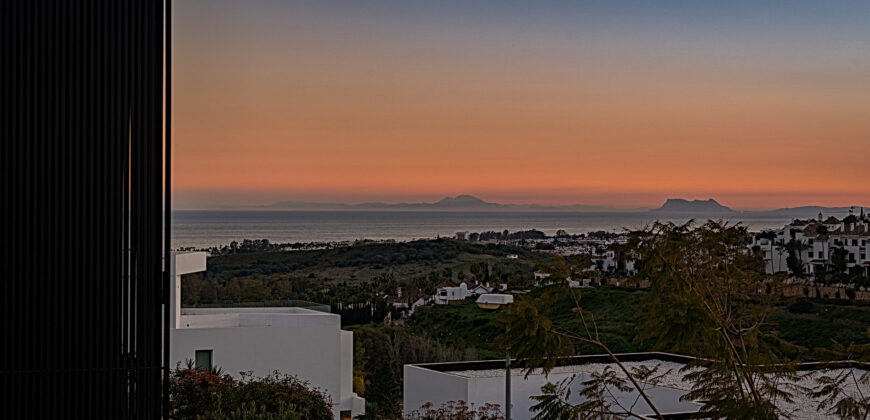 Golf Villa Marbella – Front Line – For Sale