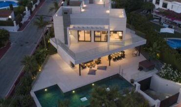 A Must-See Villa For Sale in Marbella: Luxury Redefined