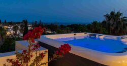 Stunning 2 bedroom apartment walking distance to Puente Romano