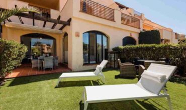 Elegant 3-Bedroom Retreat – Puerto Banus