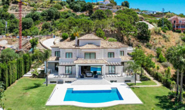 Stunning 6-bed Villa: Monte Mayor Country Club Marbella