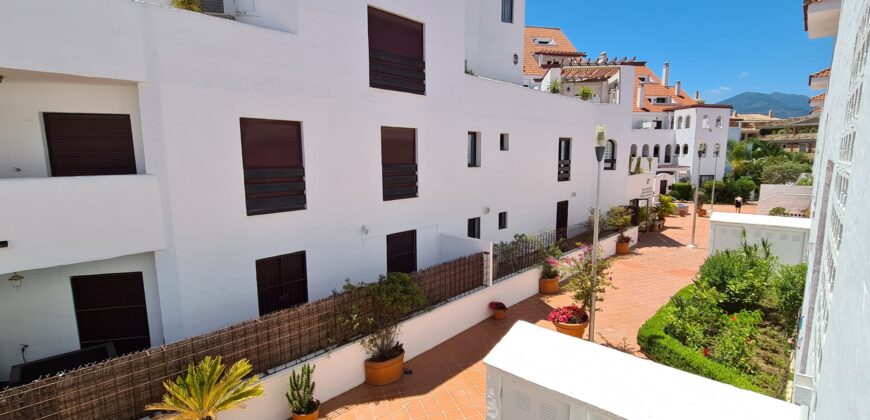 Spacious 2 Bed Apartment in La Maestranza
