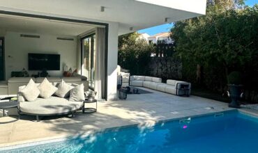 Stunning Modern Villa in Monte Biarritz