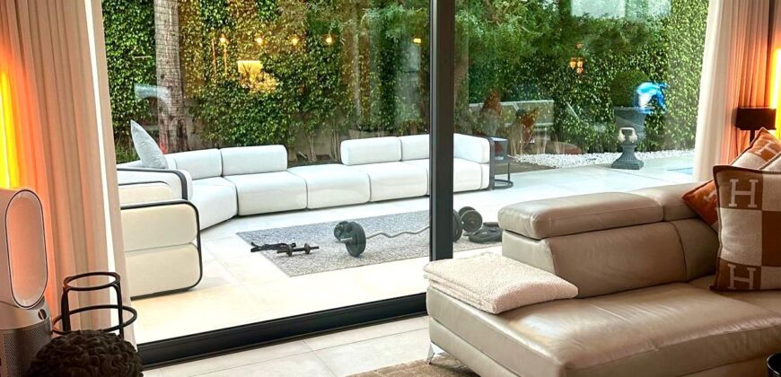 Stunning Modern Villa in Monte Biarritz