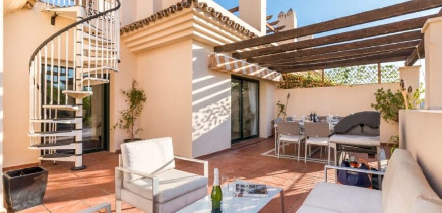 Beautiful 3 Bed Penthouse with panoramic views