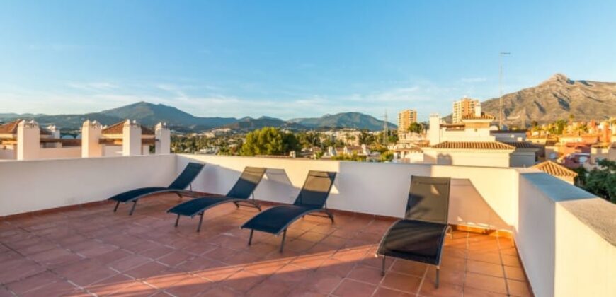 Beautiful 3 Bed Penthouse with panoramic views