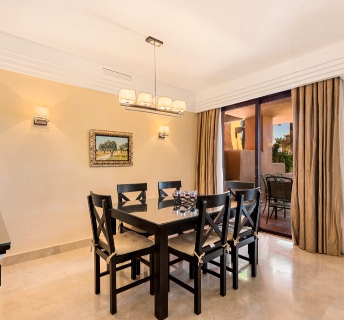 ** Luxury 3 Bed, ground floor Garden apartment located within the private gated community of ALZAMBRA VASARI