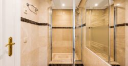 Luxury 3 Bed Garden Alzambra Vasari