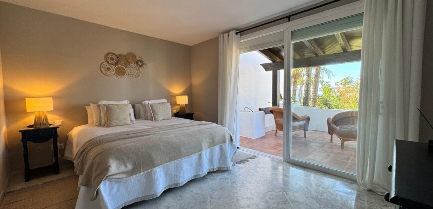 3 bedroom 3 bathroom townhouse located in Costalita villas estepona