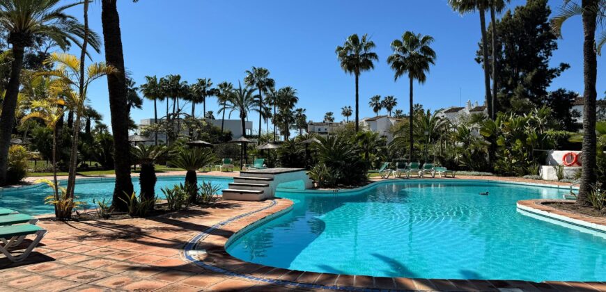 3 bedroom 3 bathroom townhouse located in Costalita villas estepona