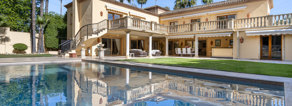 Luxury 5 bedroom Villa for sale in Las Brisas, Nueva Andalucía Luxury 5 bedroom Villa for sale in Las Brisas, Nueva Andalucía
