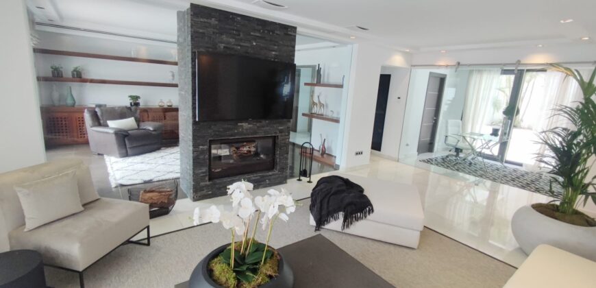 Contemporary 5 Bedroom Villa for Longer Term Rental